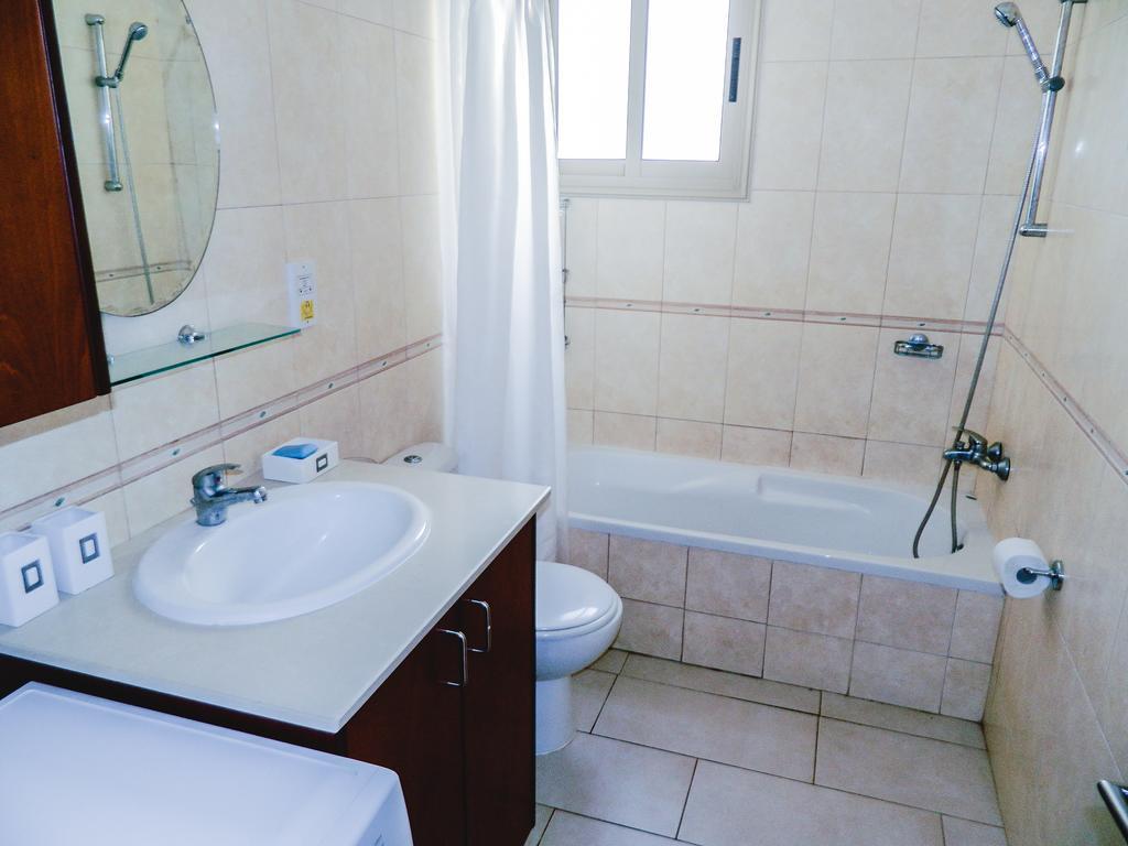 King'S Gardens Apartment Paphos Exterior photo