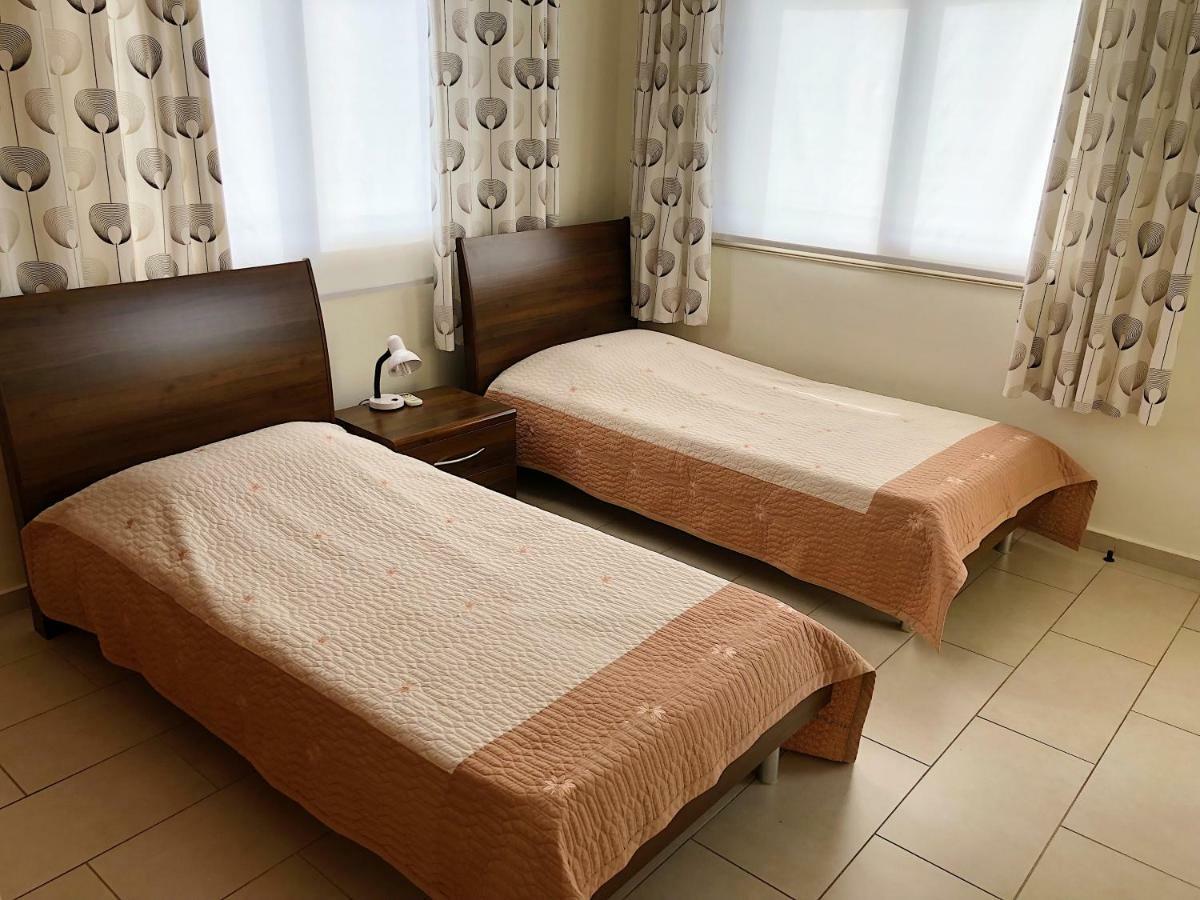 King'S Gardens Apartment Paphos Exterior photo